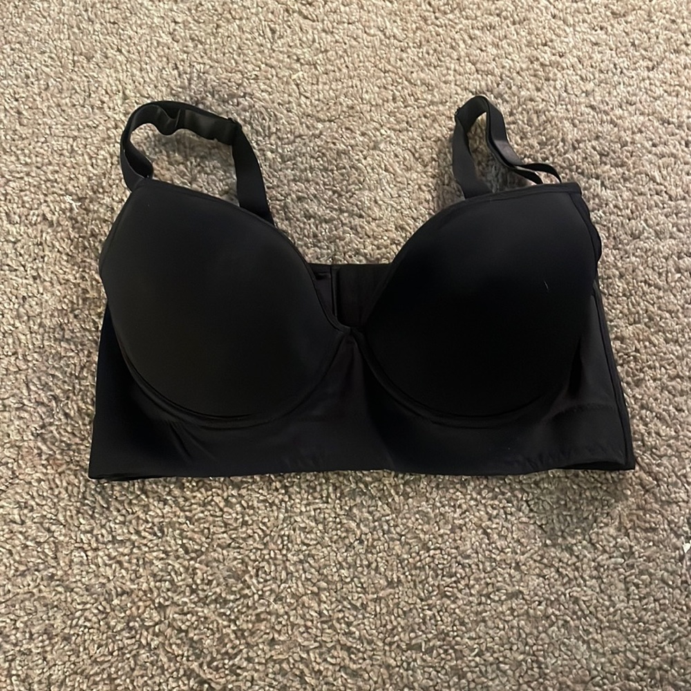 New without tags DEEP CUP BRA HIDE BACK FAT WITH SHAPEWEAR INCORPORATED